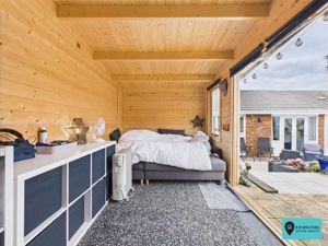 Garden Room- click for photo gallery